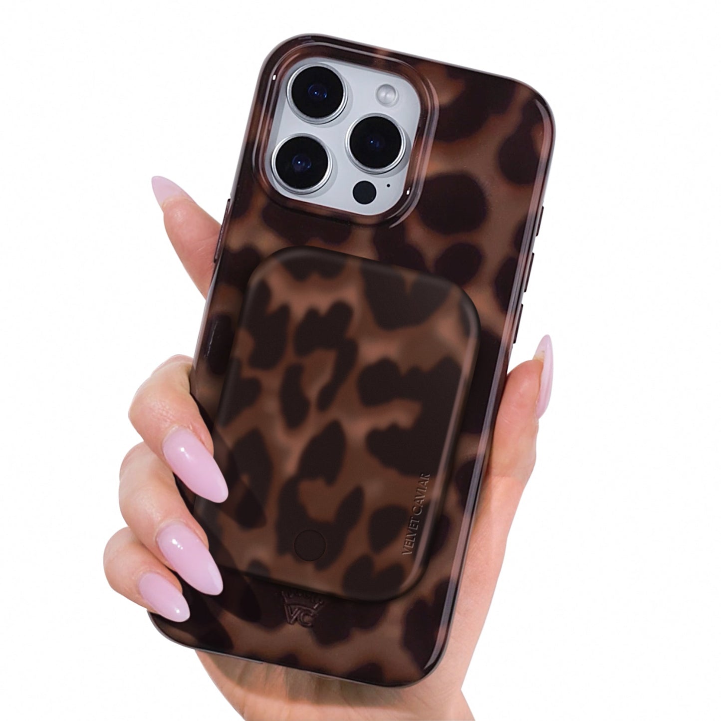 It Girl Leopard MagSafe Battery Power Pack